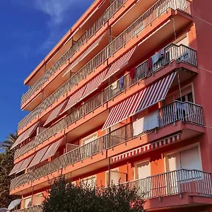 residence-laura.hotelitalianriviera.com/